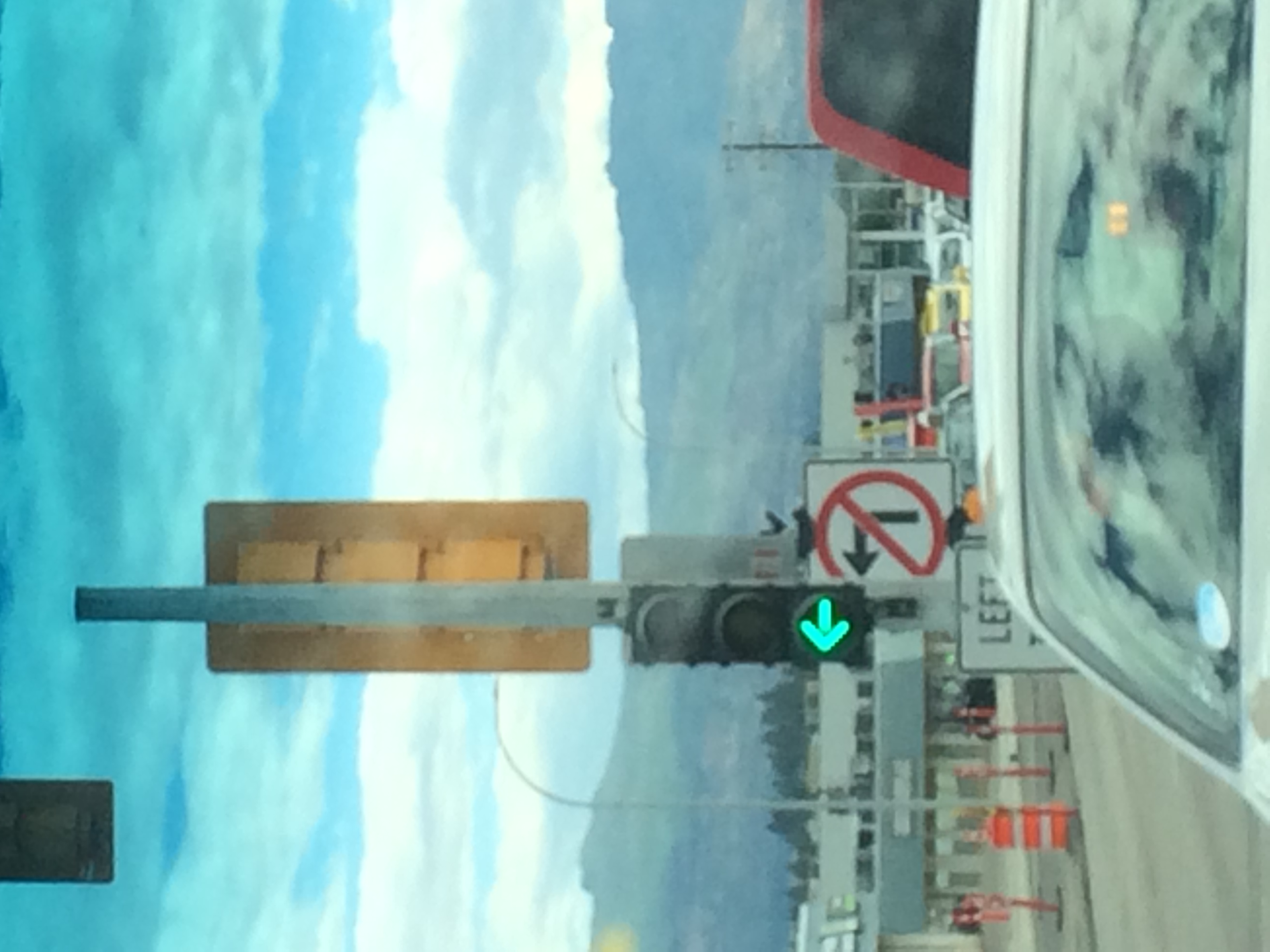 Confusing Light Signals - To turn or not?